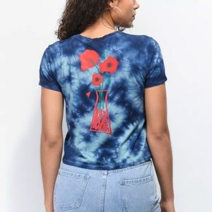 Empyre Zumiez Yohanna Poppy Blue Tie-Dye Crop Top Tee Shirt Soft “It’s Poppin”
